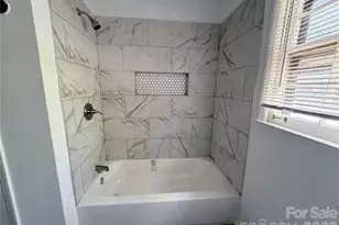 931 Pineborough Rd, Charlotte, NC 28212 - Photo 11