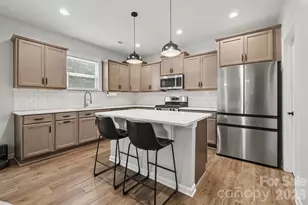 5005 Painswick Pl, Charlotte, NC 28215 - Photo 11