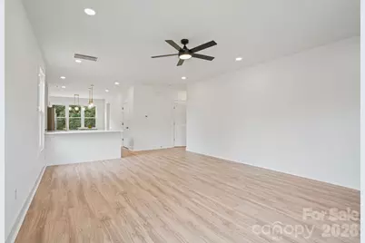 708 Meadowood Street, Hudson, NC 28638 - Photo 9