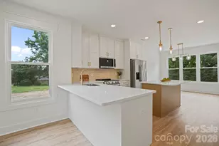 708 Meadowood St, Hudson, NC 28638 - Photo 13