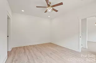 708 Meadowood St, Hudson, NC 28638 - Photo 27