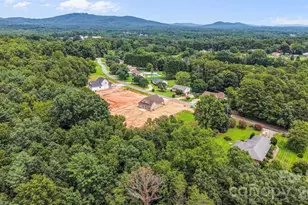708 Meadowood St, Hudson, NC 28638 - Photo 45