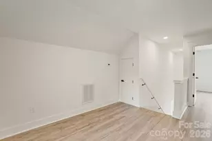 708 Meadowood St, Hudson, NC 28638 - Photo 37