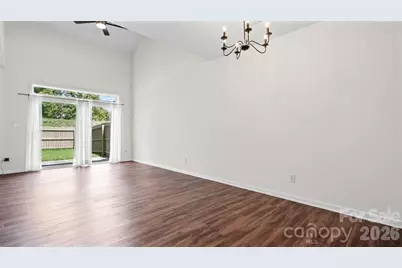 4313 Eaves Lane, Charlotte, NC 28215 - Photo 9