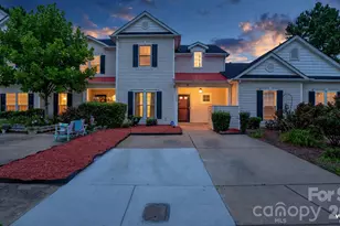 4313 Eaves Ln, Charlotte, NC 28215 - Photo 3