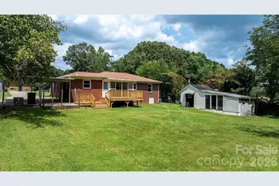 2266 9th Avenue Drive NE, Hickory, NC 28601 - Photo 37