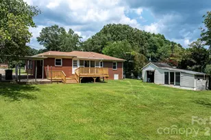 2266 9th Ave Dr NE, Hickory, NC 28601 - Photo 37