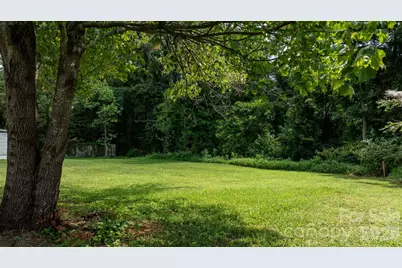 2266 9th Avenue Drive NE, Hickory, NC 28601 - Photo 35