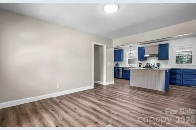 2266 9th Avenue Drive NE, Hickory, NC 28601 - Photo 5