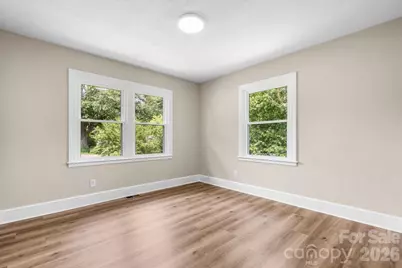 2266 9th Avenue Drive NE, Hickory, NC 28601 - Photo 19