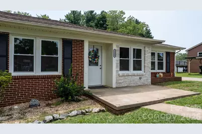 2266 9th Avenue Drive NE, Hickory, NC 28601 - Photo 31