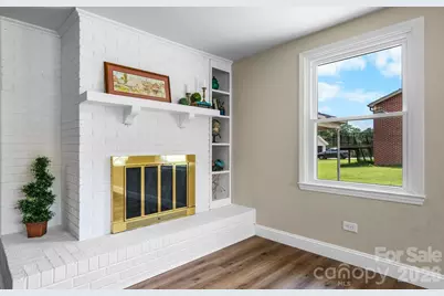 2266 9th Avenue Drive NE, Hickory, NC 28601 - Photo 7