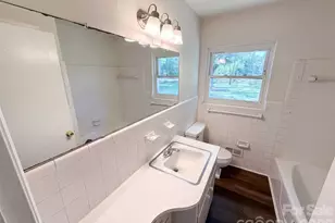 8901 Hood Rd, Charlotte, NC 28215 - Photo 17