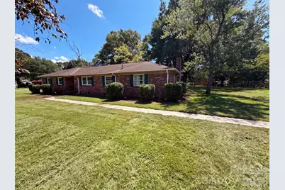 8901 Hood Road, Charlotte, NC 28215 - Photo 21