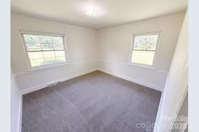 8901 Hood Road, Charlotte, NC 28215 - Photo 13
