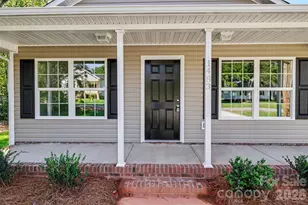 1483 Stroupe St, Rock Hill, SC 29730 - Photo 3