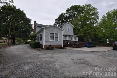 16 Oak Grove Street, Mount Holly, NC 28120 - Photo 5