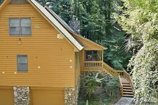 34 Tuckaway Dr, Asheville, NC 28803 - Photo 5
