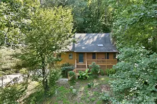 34 Tuckaway Dr, Asheville, NC 28803 - Photo 3