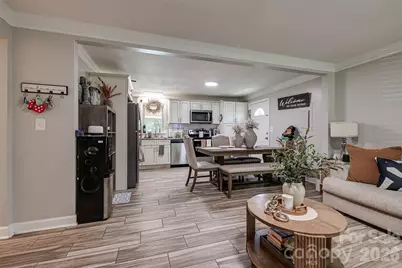 531 Stilwell Oaks Circle, Charlotte, NC 28212 - Photo 3