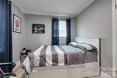 531 Stilwell Oaks Circle, Charlotte, NC 28212 - Photo 11