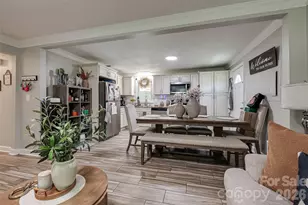 531 Stilwell Oaks Cir, Charlotte, NC 28212 - Photo 5
