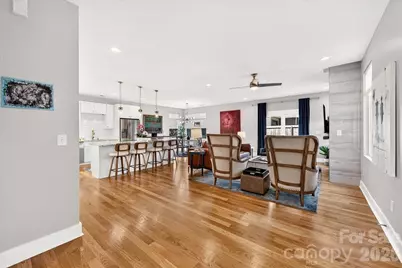 621 Campus Street, Charlotte, NC 28216 - Photo 5