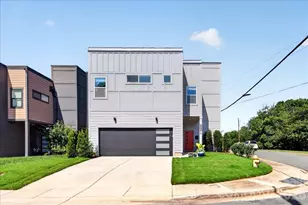 621 Campus St, Charlotte, NC 28216 - Photo 1