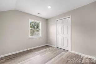 242 8th Ave Dr SW, Hickory, NC 28602 - Photo 15