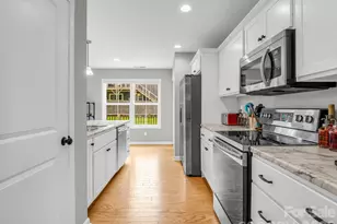 27 Busbee View Rd, Asheville, NC 28803 - Photo 11