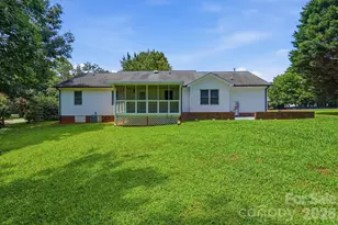 135 Byers Rd, Troutman, NC 28166 - Photo 29
