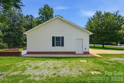 135 Byers Road, Troutman, NC 28166 - Photo 27