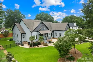 129 Aqua Dr, Mooresville, NC 28117 - Photo 3
