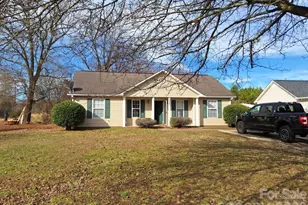 3523 Tracy Glenn Ct, Charlotte, NC 28269 - Photo 1