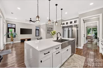 2200 Stratford Avenue, Charlotte, NC 28205 - Photo 17