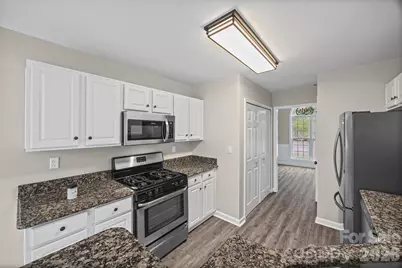 14107 Pine Harbor Road, Charlotte, NC 28278 - Photo 11