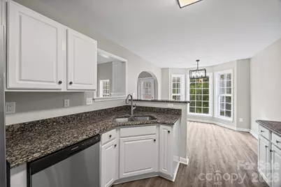 14107 Pine Harbor Road, Charlotte, NC 28278 - Photo 9