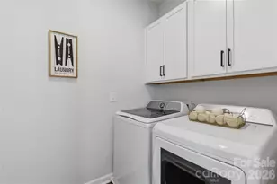 5320 Somerset Hill Ln, Charlotte, NC 28269 - Photo 31