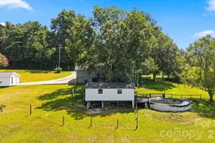 1164 Bradford Mountain Rd, Lenoir, NC 28645 - Photo 27