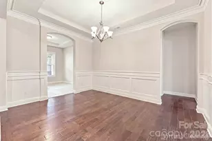 16131 Alsace Dr, Charlotte, NC 28278 - Photo 9