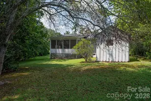 1006 3rd Ave W, Hendersonville, NC 28739 - Photo 15