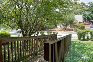 1006 3rd Ave W, Hendersonville, NC 28739 - Photo 13