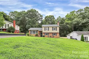 6133 Colchester Pl, Charlotte, NC 28210 - Photo 3