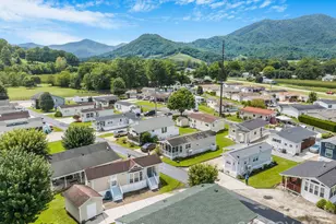 53 Strollers Ln, Waynesville, NC 28785 - Photo 5