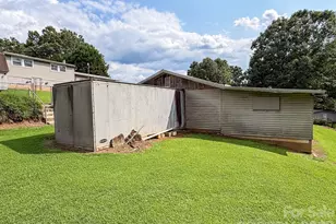 1898 Henry Smith St, Hickory, NC 28601 - Photo 43
