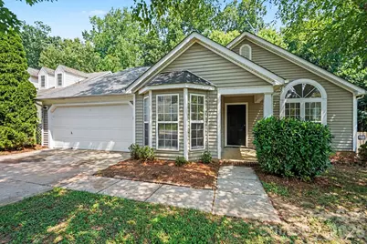 9819 Veronica Drive, Charlotte, NC 28215 - Photo 1