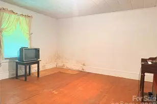 206 Railroad St, Mooresboro, NC 28114 - Photo 19