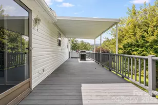 303 Hunter St, Burnsville, NC 28714 - Photo 19