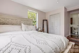 303 Hunter St, Burnsville, NC 28714 - Photo 13