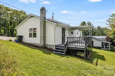 303 Hunter Street, Burnsville, NC 28714 - Photo 21